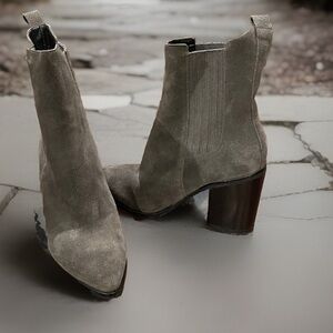 Women gray suede ankle boots mark fisher size 9